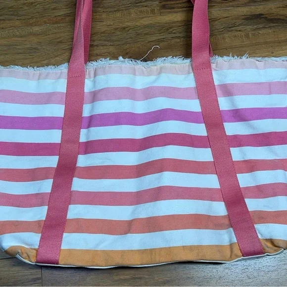 Victoria’s Secret Stripe Beach Tote Bag - Picture 7 of 9